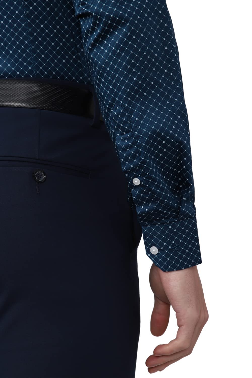 Van Heusen Men's Cotton Solid Fitted Formal Shirt (VHSFRSLBU95055_Navy 44) - Image 3