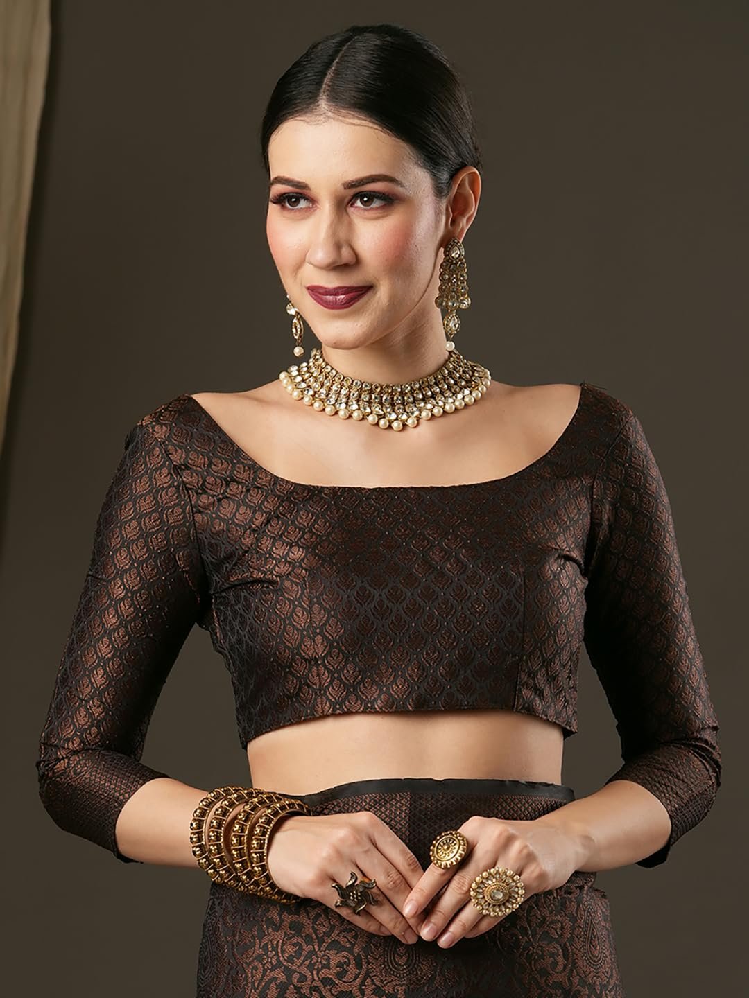 AKHILAM Women's Woven Design Zari Work Banarasi SIlk Saree With Unstitched Blouse Piece (Black_SOHNA2004) - Image 2