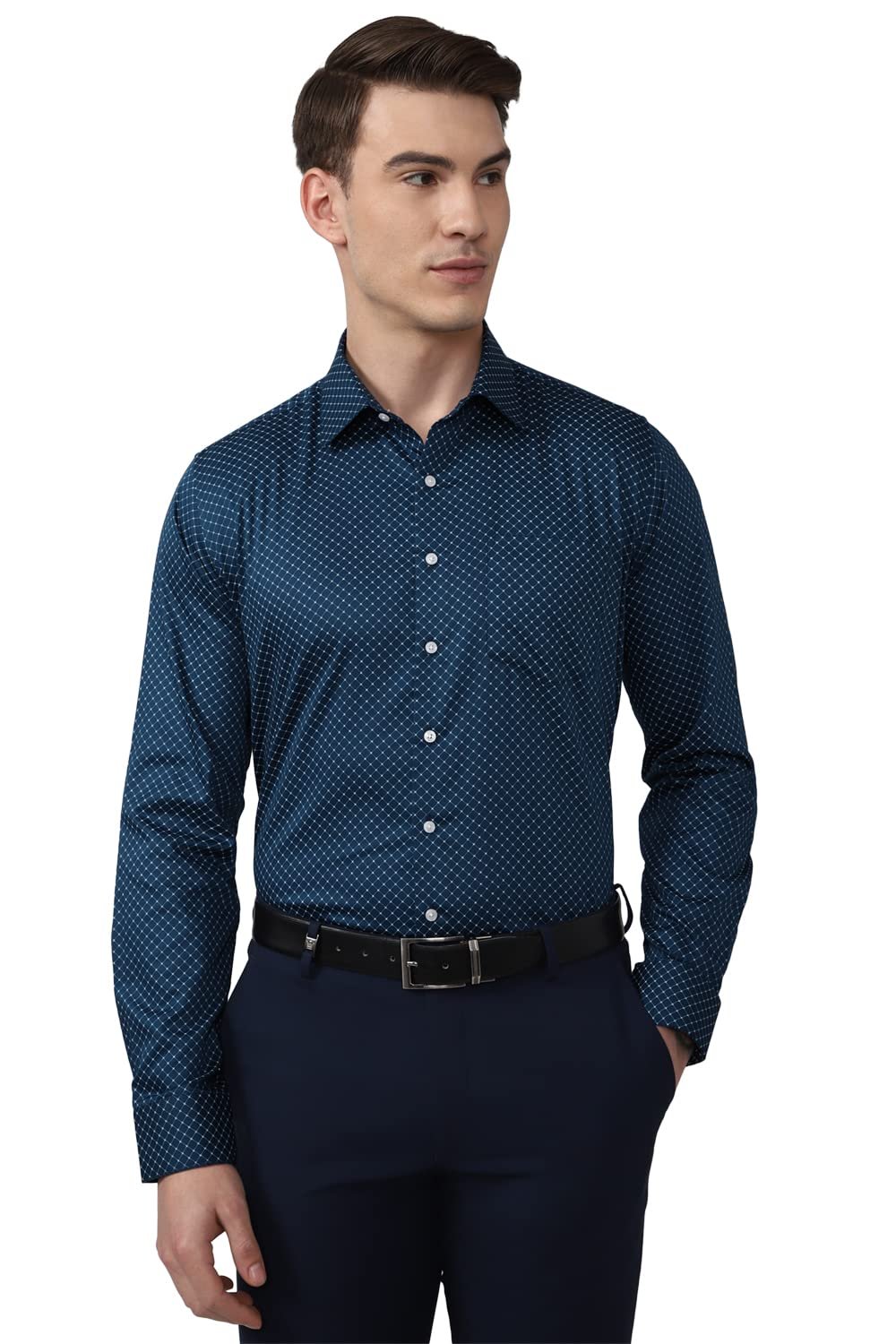 Van Heusen Men's Cotton Solid Fitted Formal Shirt (VHSFRSLBU95055_Navy 44)