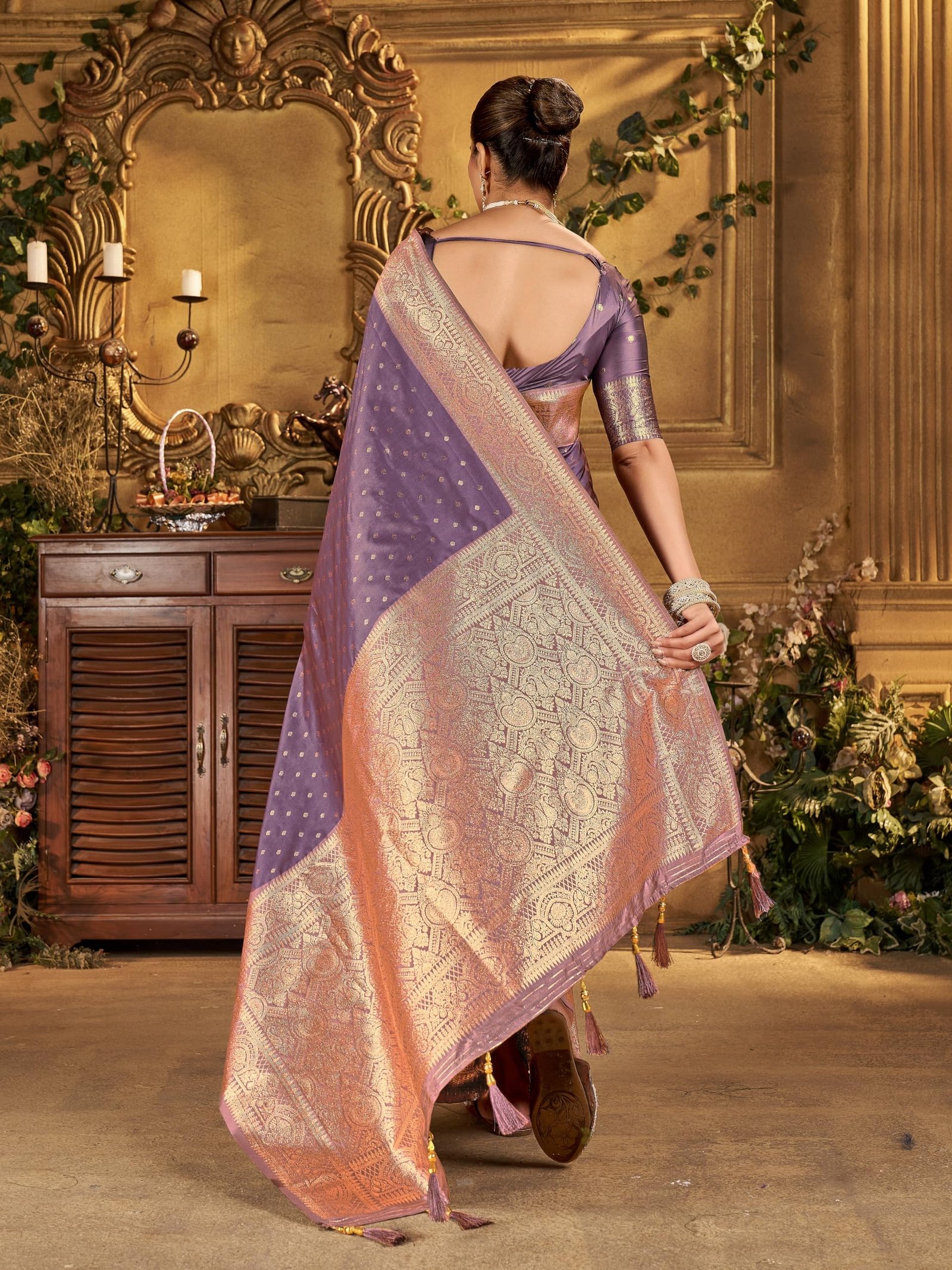 Mehrang Women's Banarasi Silk Kanjivaram Saree For Wedding With Pure Zari Work, Woven Design, With Unstitched Blouse Piece - Image 4
