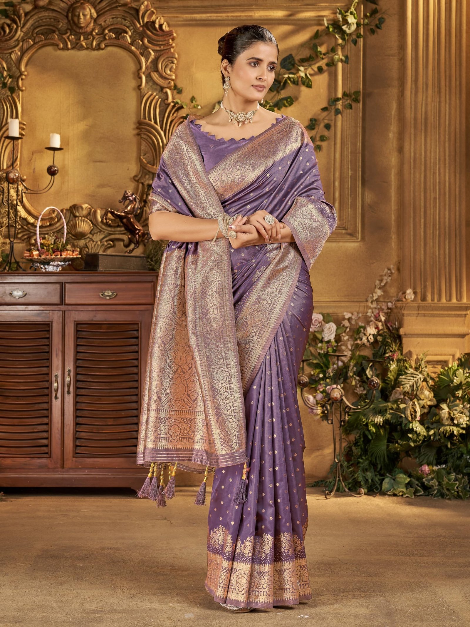 Mehrang Women's Banarasi Silk Kanjivaram Saree For Wedding With Pure Zari Work, Woven Design, With Unstitched Blouse Piece - Image 5